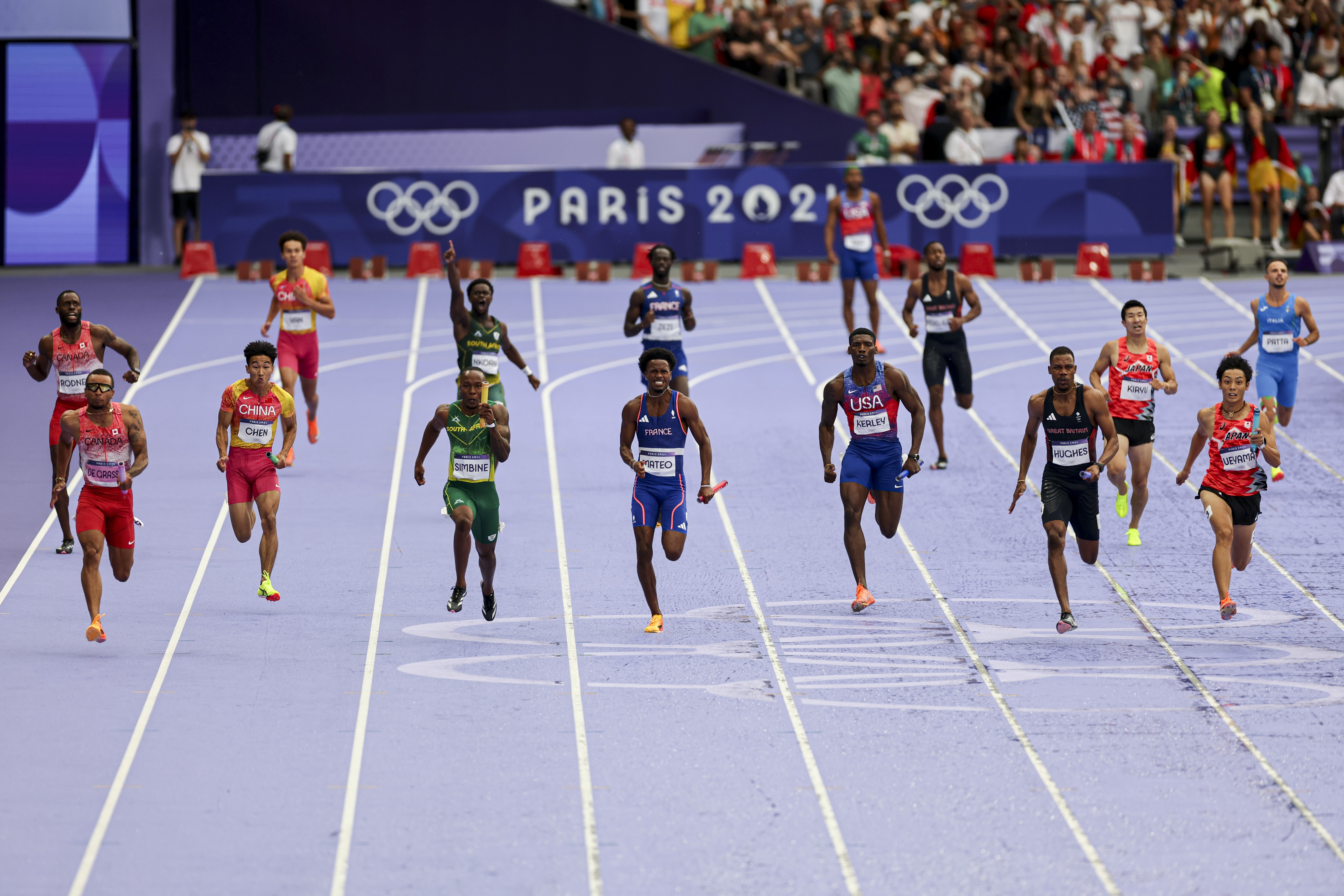 田径全运会冠军争夺激烈，各项目选手展现顶尖水平的简单介绍