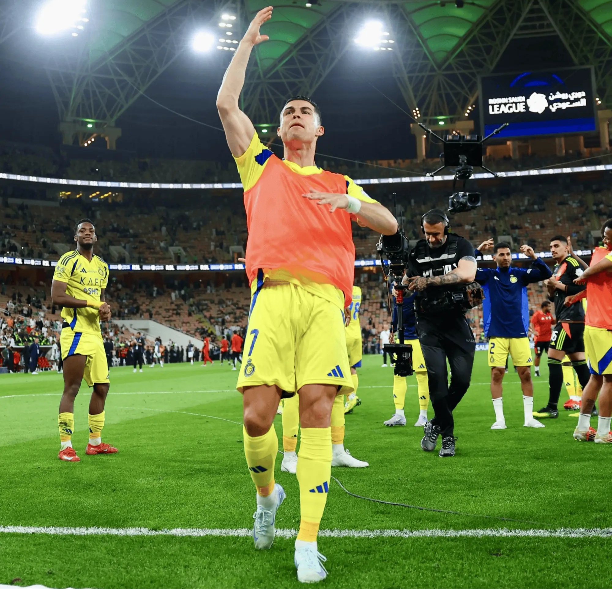 瓦伦西亚主场力克马拉加，取得胜利的简单介绍