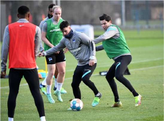 柏林赫塔备战本周末重要比赛