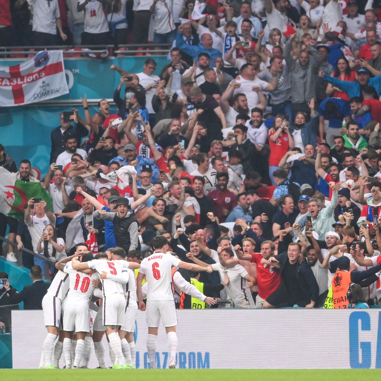 意大利点球惊险战胜西班牙晋级欧洲杯决赛的简单介绍