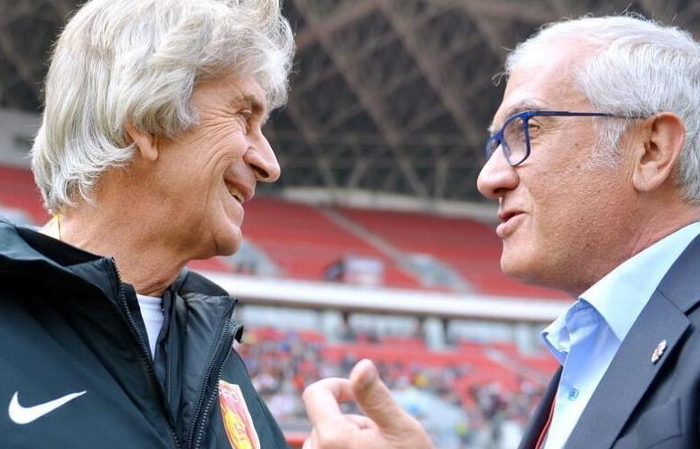 关于传闻教练离职，球队处境岌岌可危的信息