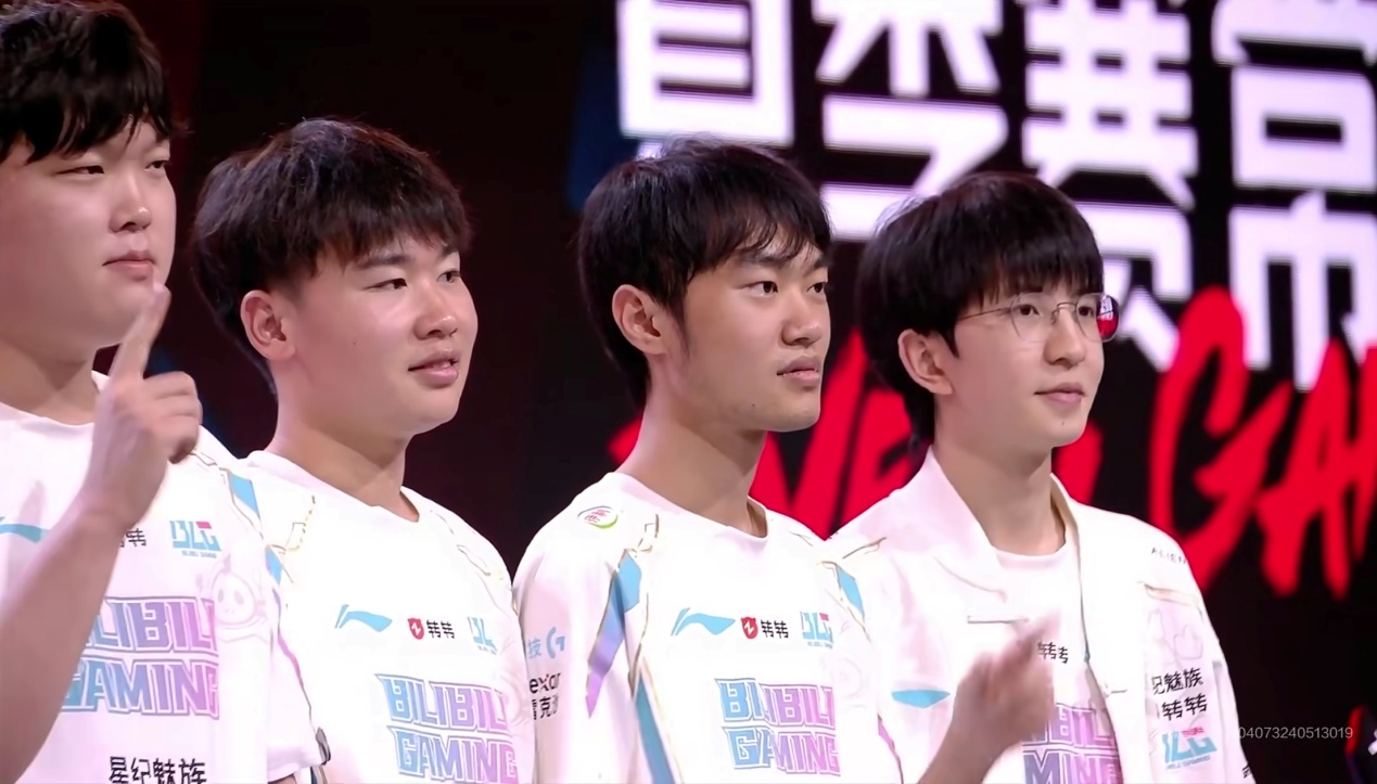 关于LGD强势TES，Doinb一己之力扛起全队的信息