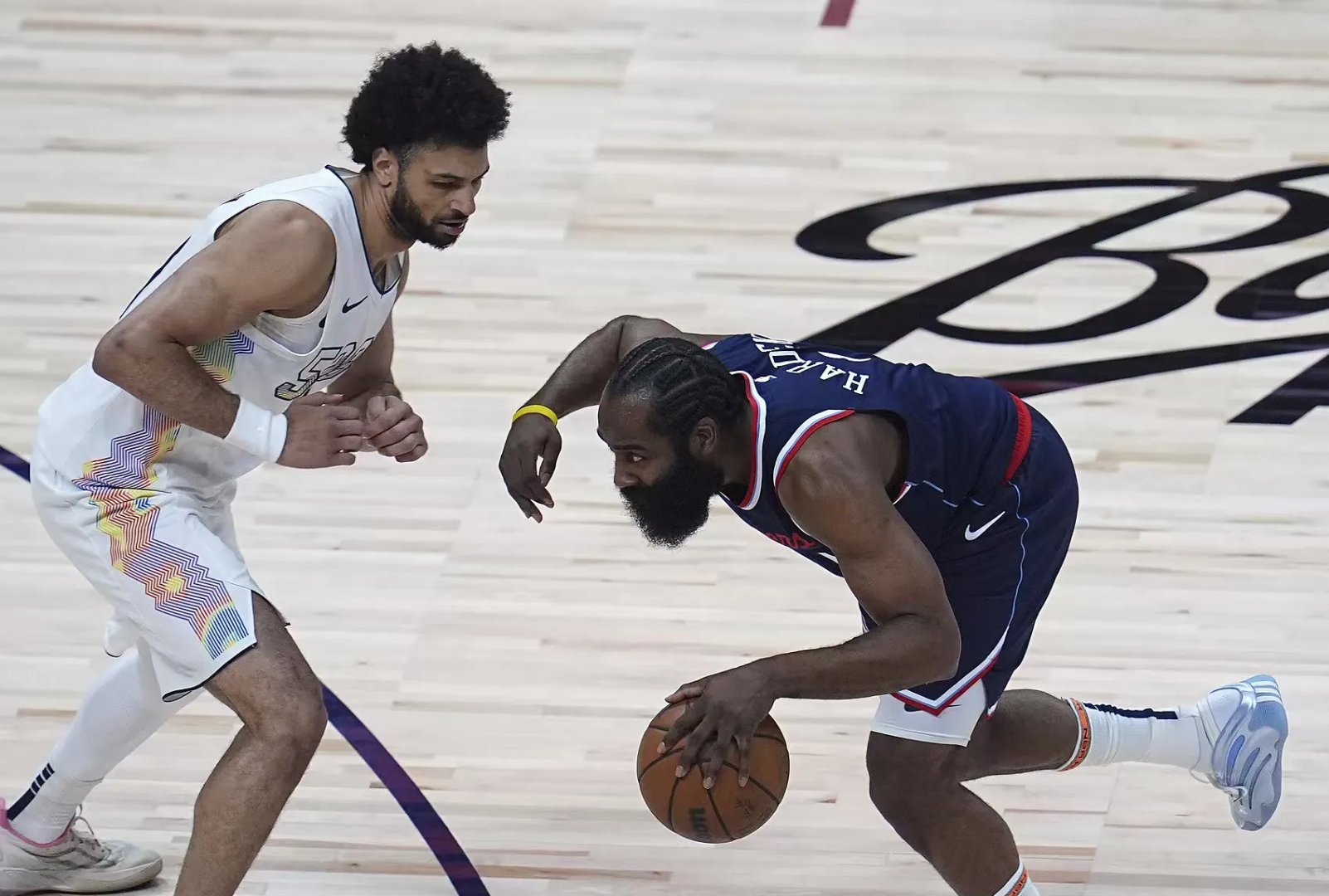 关于快船逆袭击败鹈鹕，篮网遭遇翻盘的信息