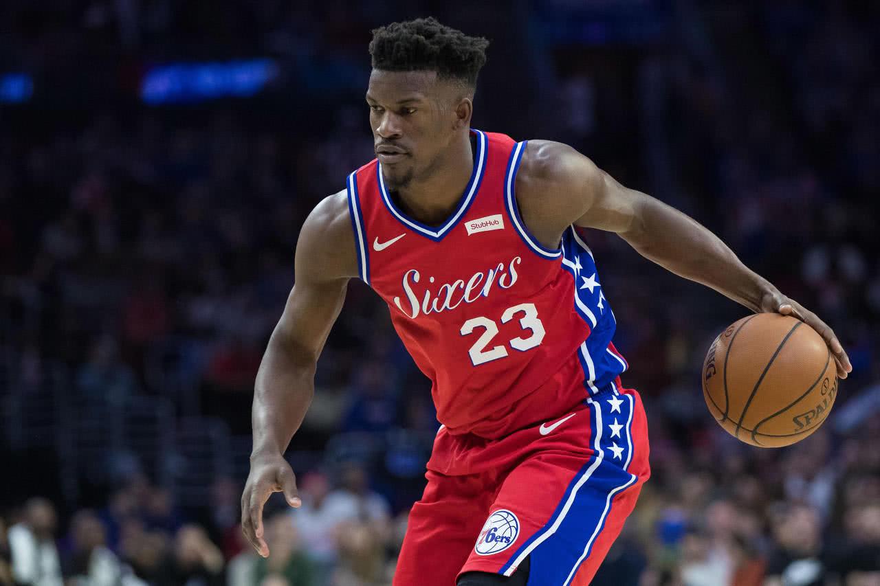 青岛队鏖战浙江队，伦纳德高光表现