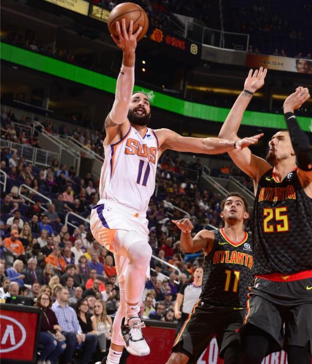 上海队鏖战独行侠，霍勒迪惊艳四座