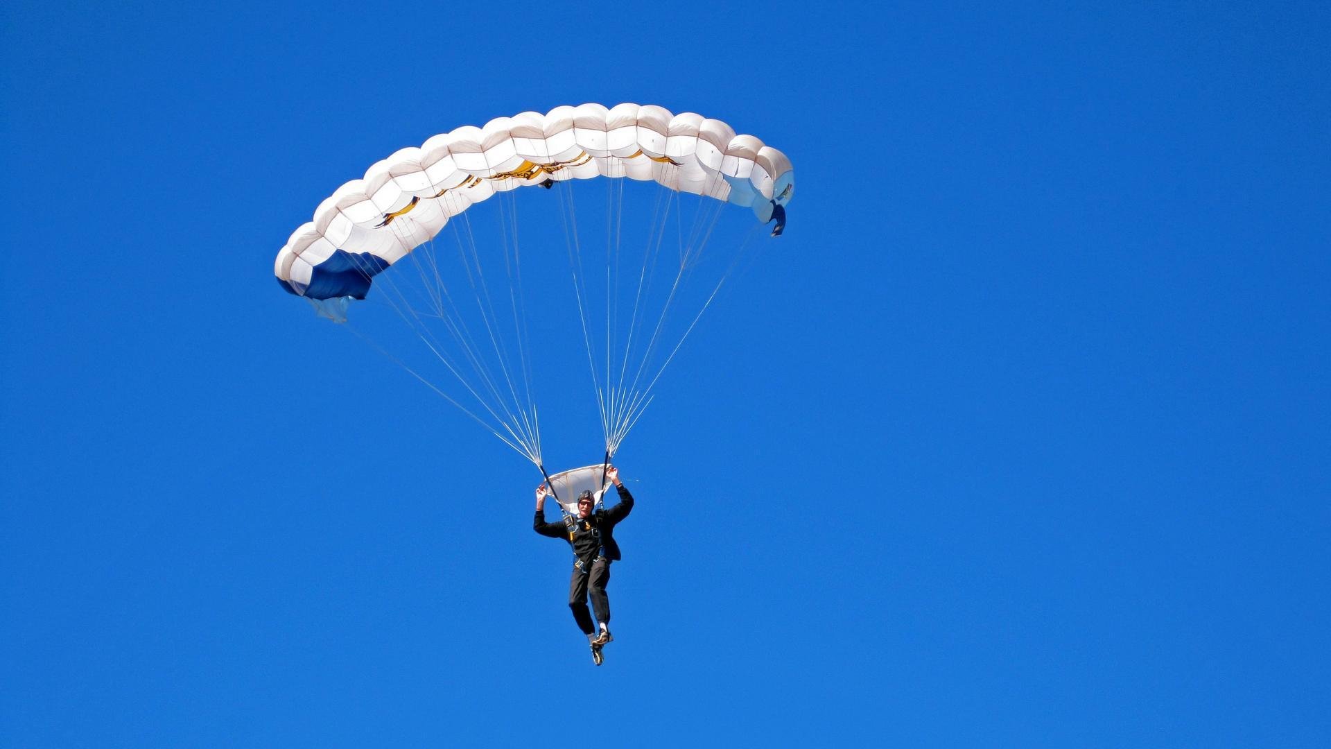 从NBA碾压到意甲封神，全球化体育时代的降维打击与英雄本色