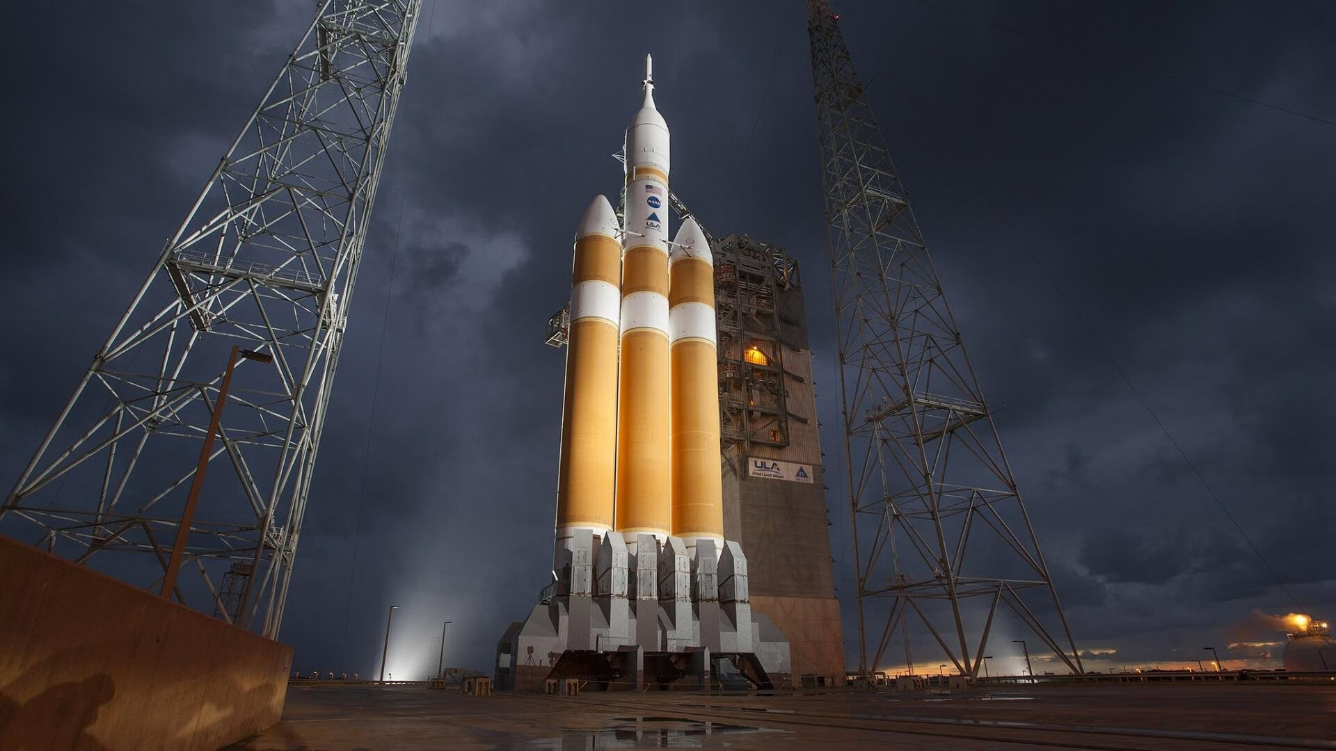 字母哥末节统治攻防，湖人加时险胜开拓者惊魂夜