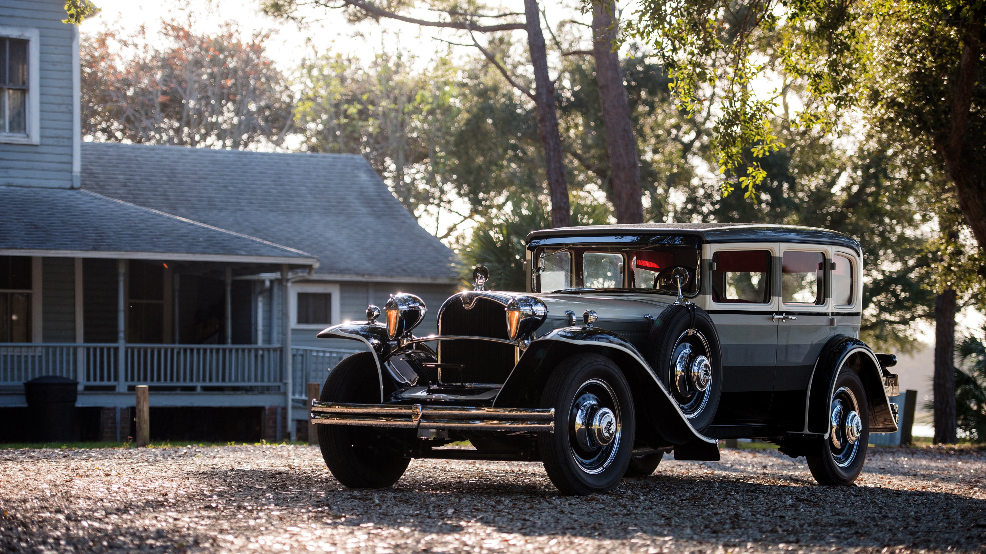 南美利刃刺穿德式装甲，穆勒爆发引领哥伦比亚掀翻莱比锡红牛