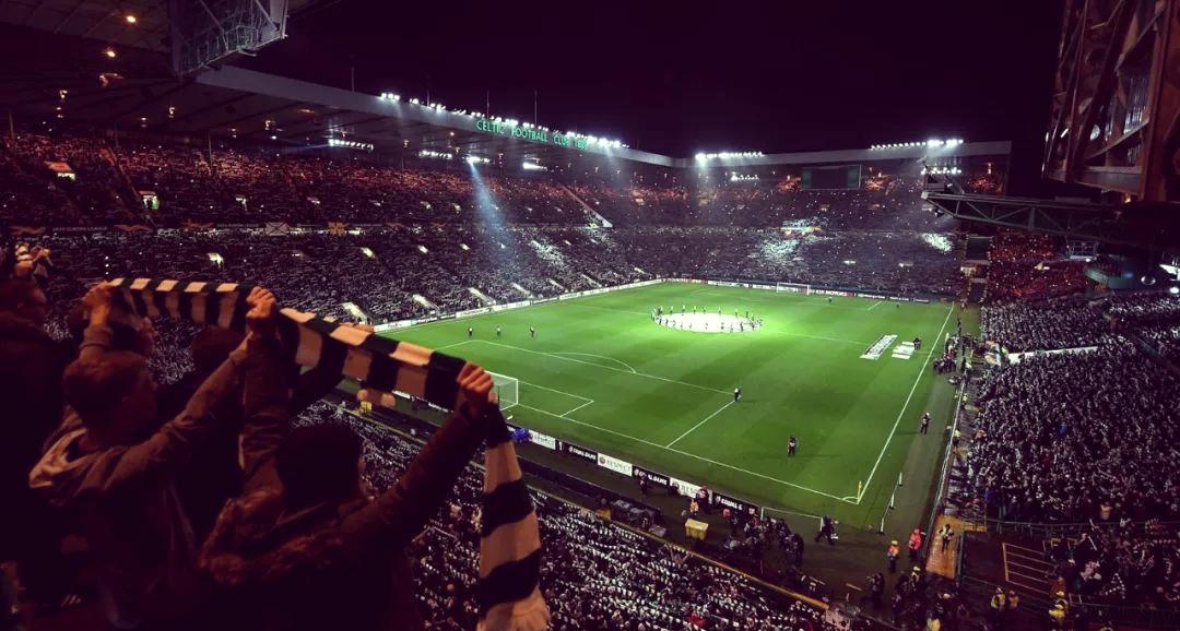 欧冠淘汰赛焦点战，快船狂胜辽宁队