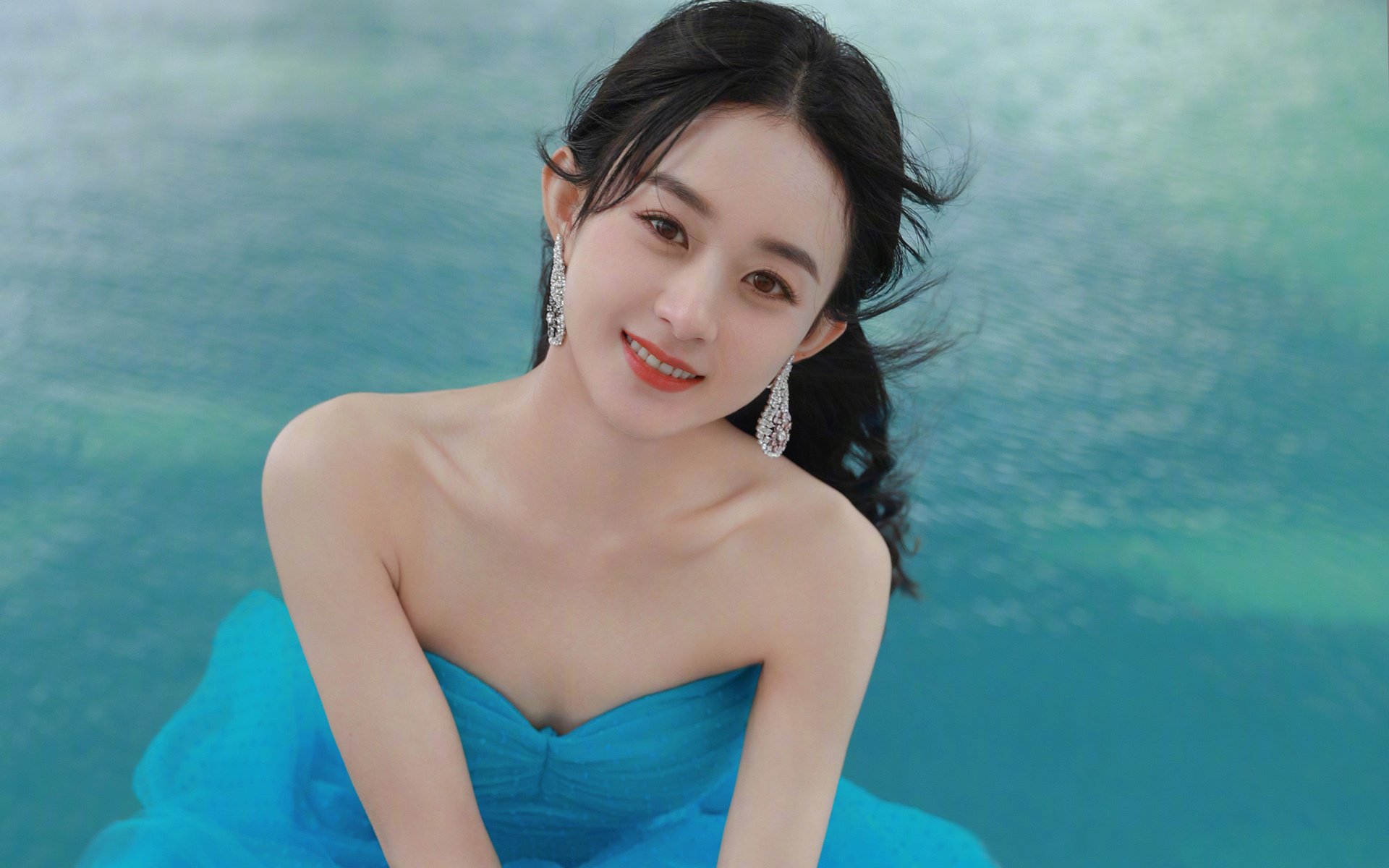 NBA季后赛焦点战，波兰力量斩落尼斯黑马